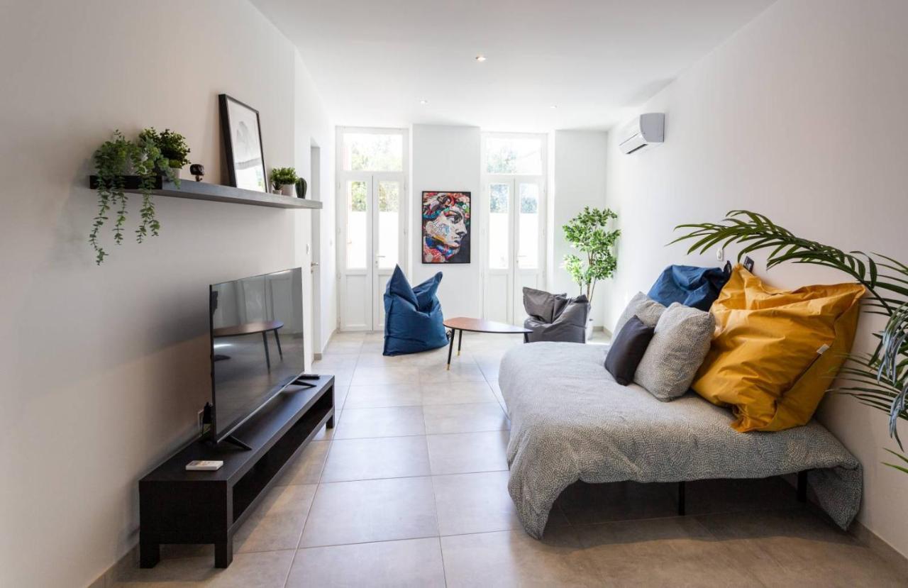 Maxbnb - Climatise - Grand Studio 37M2 & Terrasse 30M2 - Est Тулон Екстер'єр фото
