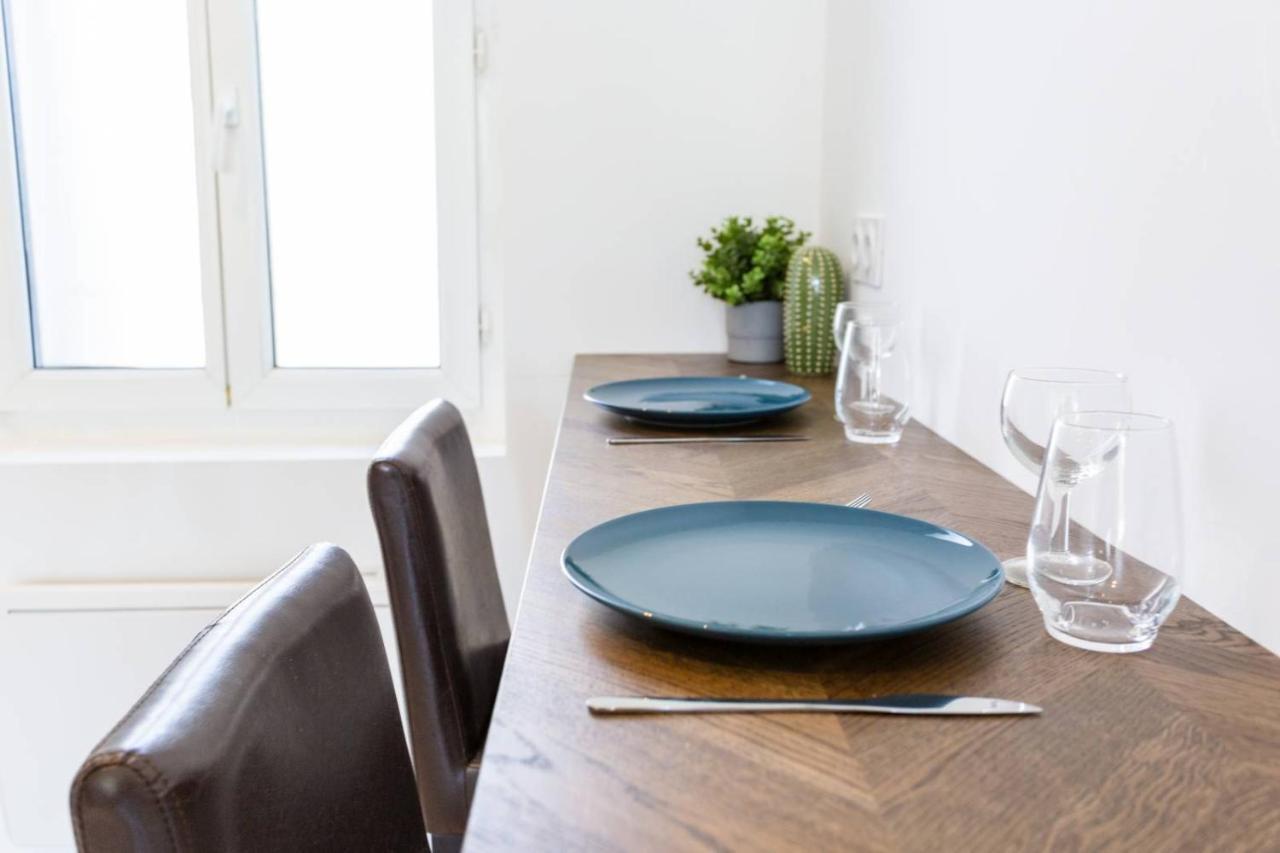 Maxbnb - Climatise - Grand Studio 37M2 & Terrasse 30M2 - Est Тулон Екстер'єр фото